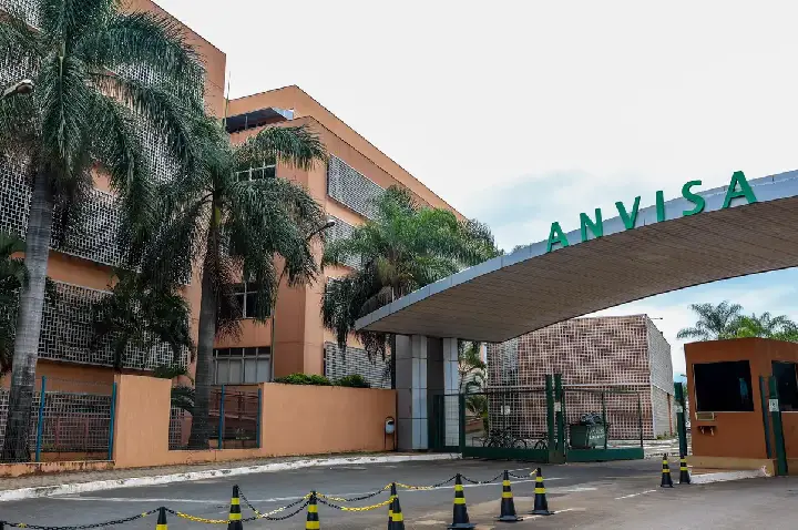 Anvisa alerta risco de deficiência de B6 com uso de carbidopa/levodopa