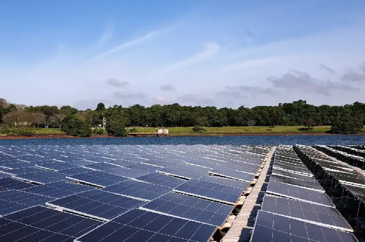 Energia solar em Itaipu tem potencial para dobrar capacidade da usina