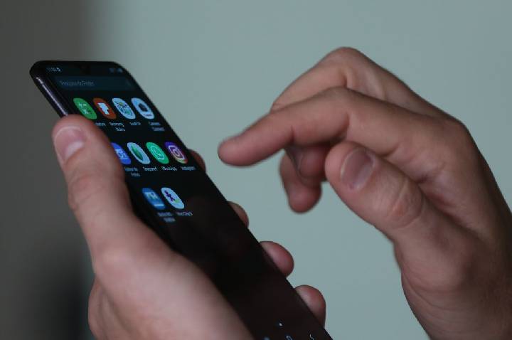 INSS alerta para golpe com aplicativo falso de reembolso