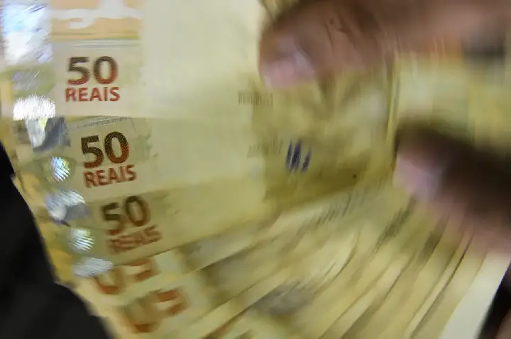 Poupança tem retirada líquida de R$ 11,1 bilhões em março