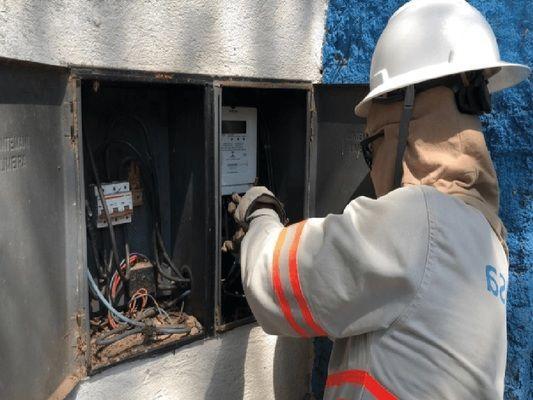 Energia elétrica volta a ser cortada em agosto