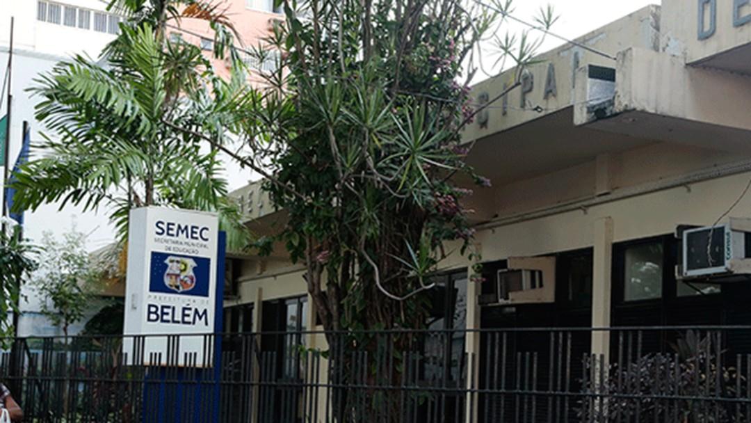 SINTEPP DENUNCIA ' QUEIMA DE ARQUIVO'.