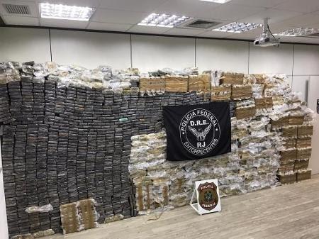 PF FAZ A MAIOR APREENSÃO DE COCAÍNA 2,5 TORNELADAS