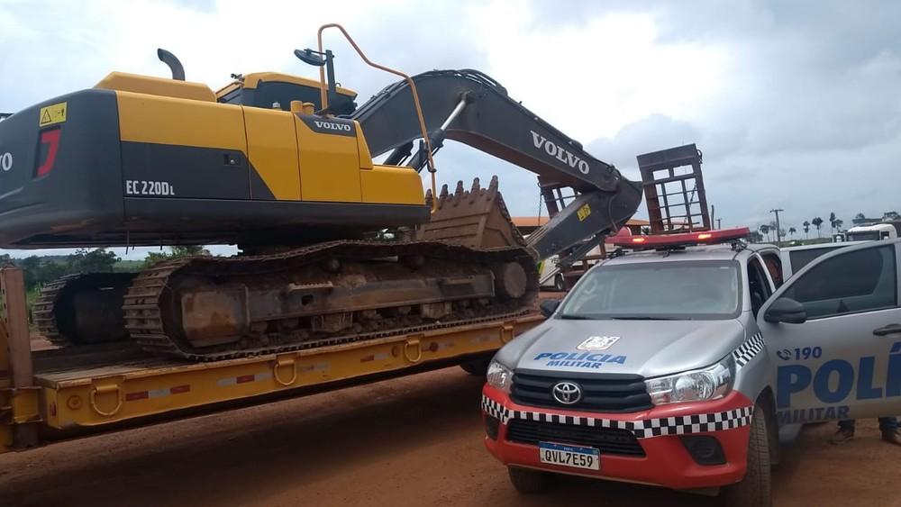 HOMEM E PRESO EM FLAGRANTE