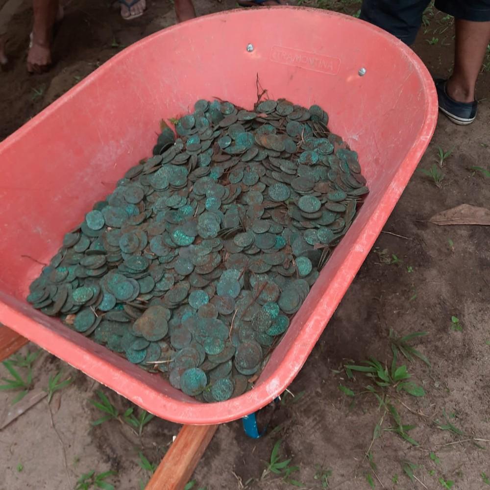 MOEDAS DE OURO E BRONZE DO SÉCULO XIX