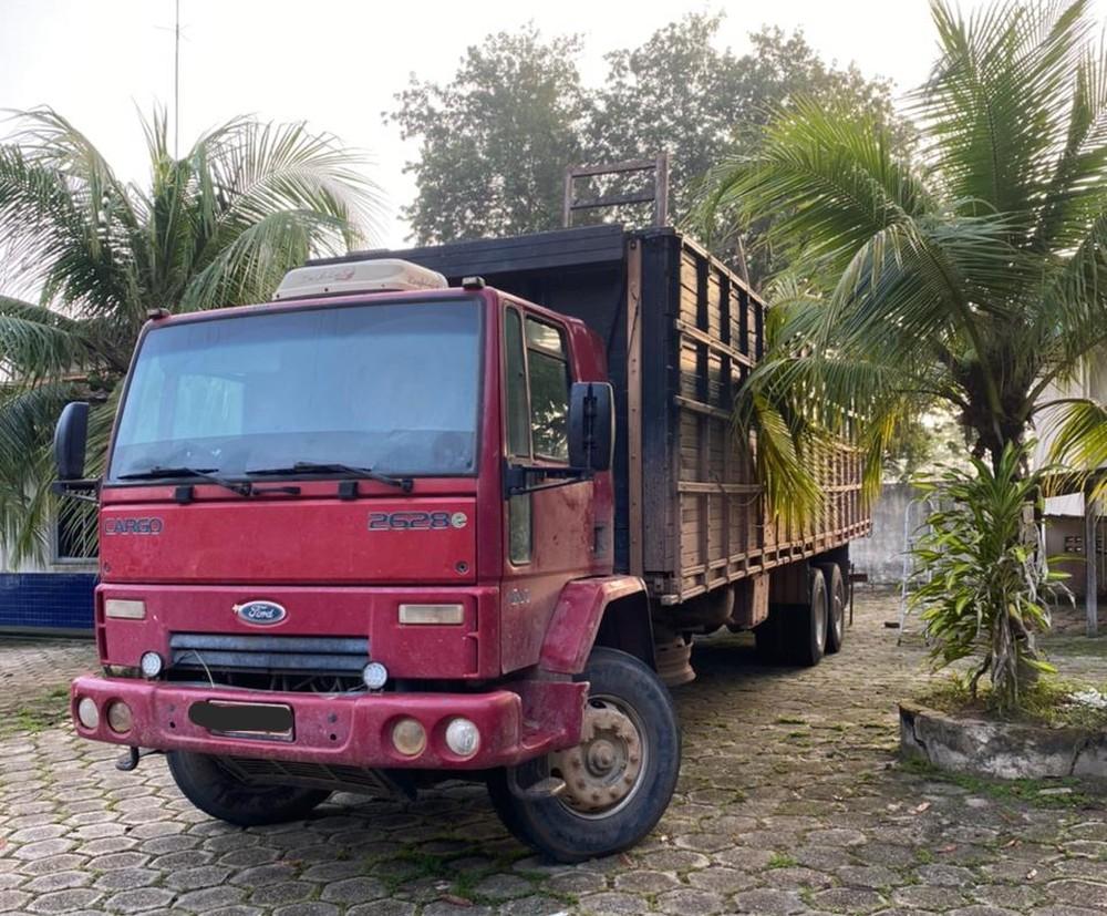 CAMINHÃO COM MEIA TONELADA DE COCAÍNA  E APREENDIDO