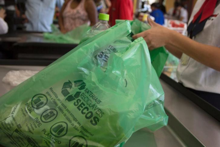 MPPA recomenda aos supermercados que não cobrem pelas sacolas biodegradáveis