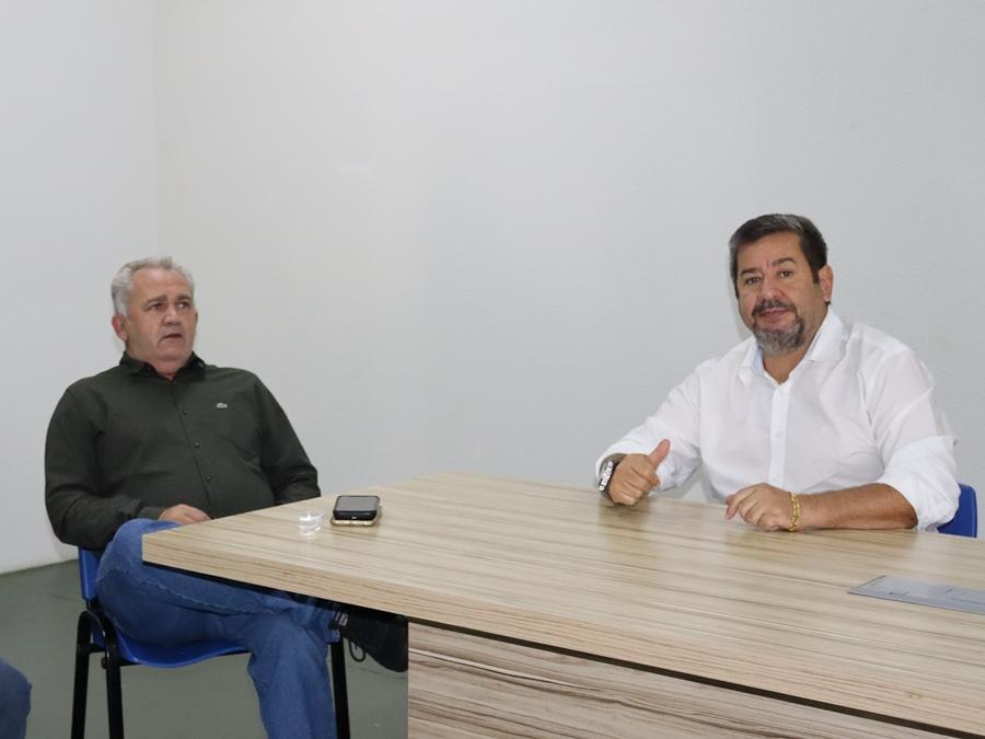 Prefeito de Itaituba Pará visita a Cooperativa COOGAVEPE