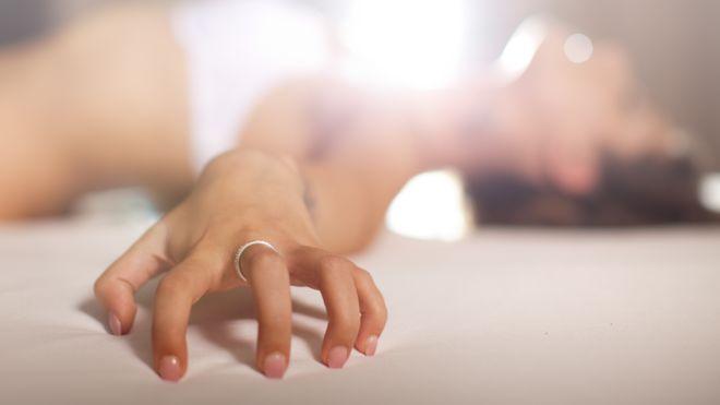 SAIBA COMO O ORGASMO NOS AJUDAR A DORMIR