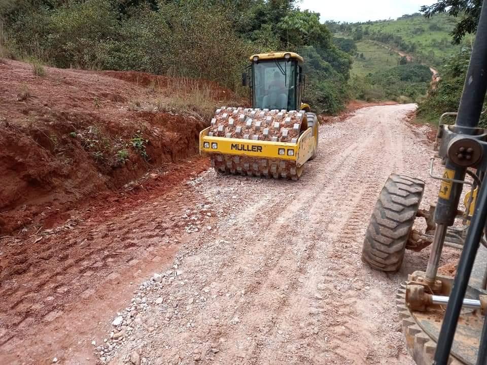 Manutenção de pontos críticos na PA Transgarimpeira recebe cascalhamento