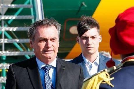 Polícia Federal abre inquérito para apurar negócios de filho de Jair Bolsonaro