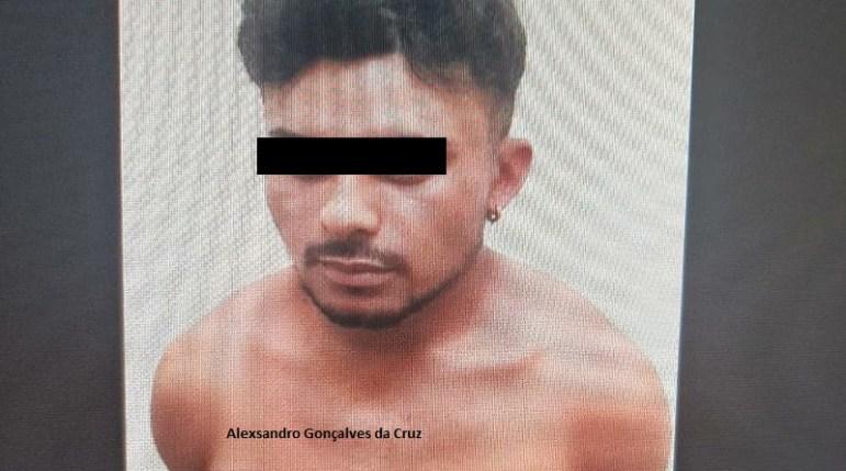 Assassino que matou em via publica e é preso dormindo em residência próxima ao local do crime