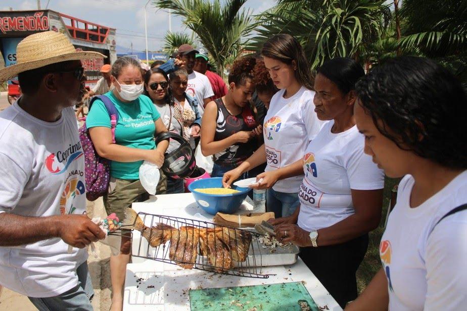 Cidade do PA distribui 1,5 tonelada de peixes em meio à baixa na venda após casos suspeitos de 'doença da urina preta'