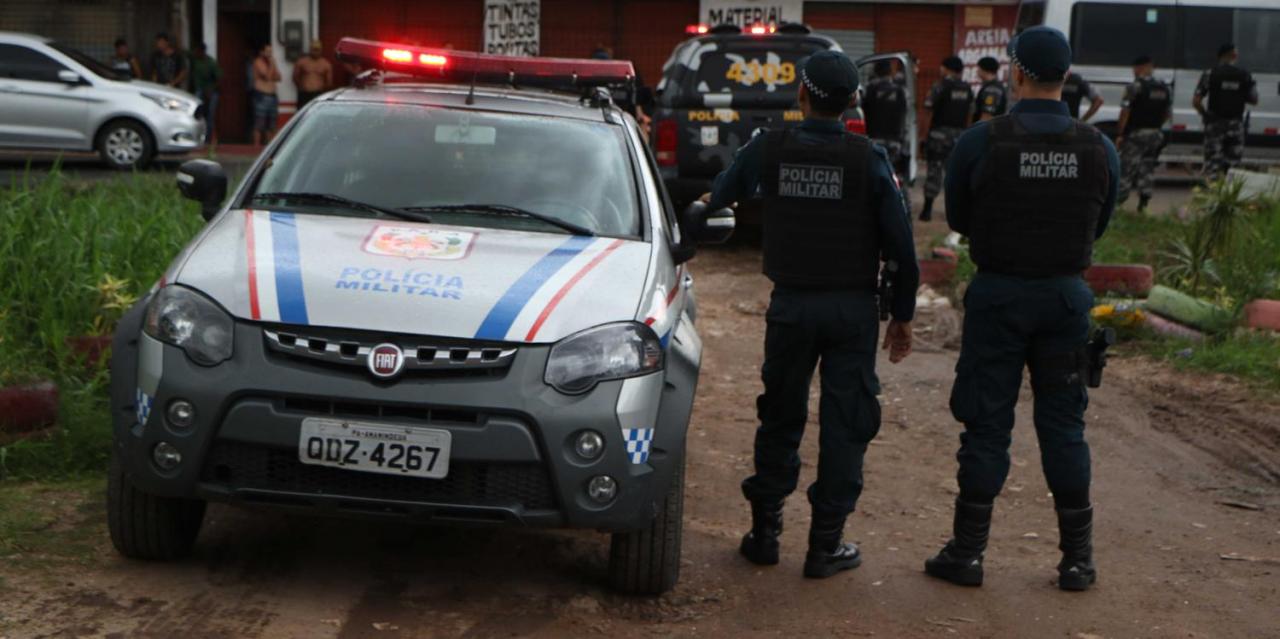 Três PMs pedem R$10 mil para liberar homem e cabam presos