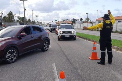 Detran realiza ações de fiscalização e conscientização para evitar acidentes no feriado
