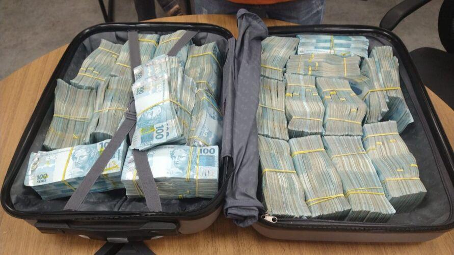 Polícia Federal descobre malas de dinheiro em operação no Pará
