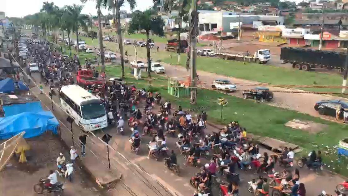 Corpos dos três caçadores encontrados na área indígena foram enterrados no domingo (01)