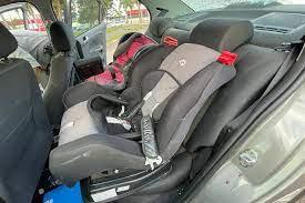 Criança de 2 anos morre após pai alcoolizado bater o carro