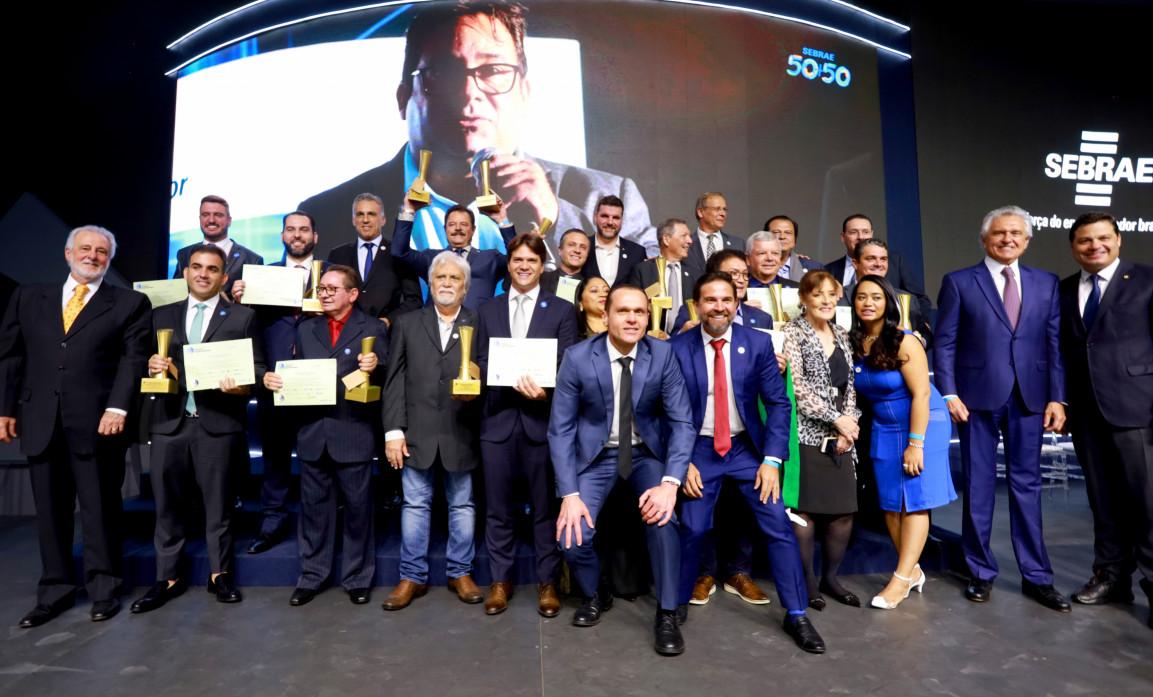 Prefeito do Pará é premiado no XI Prêmio SEBRAE Prefeito Empreendedor Nacional