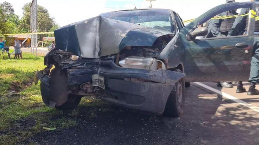 Duas pessoas morrem eletrocutados ao tentarem ajudar motorista em acidente no Pará