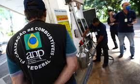 Fique atento; Motoristas estão sofrendo golpes em postos de combustíveis