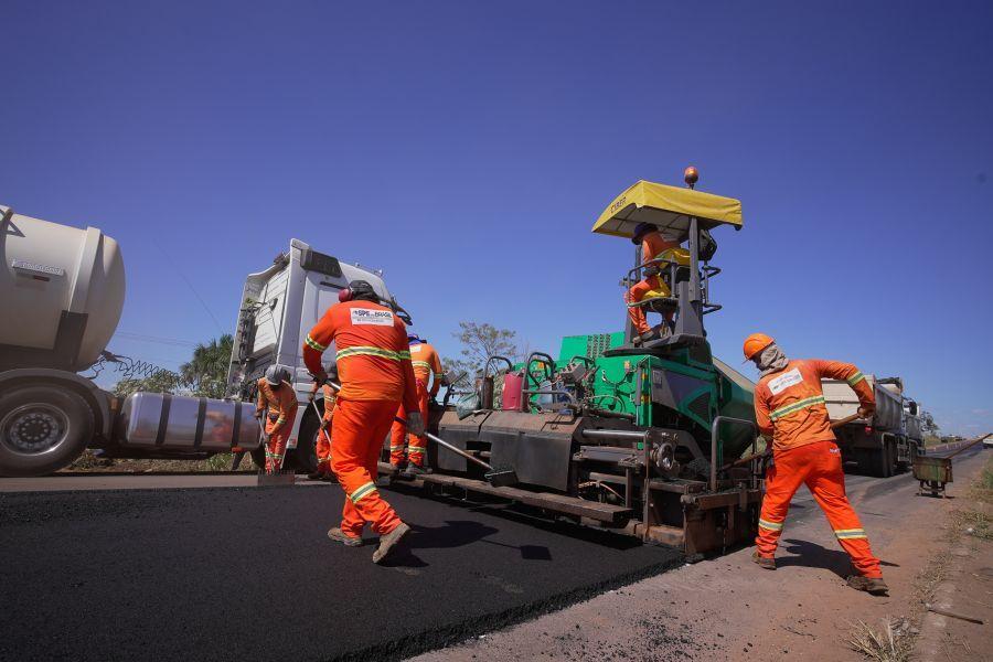 Empresa Via Brasil BR-163 esta contratando, motorista e auxiliares da área de Operações