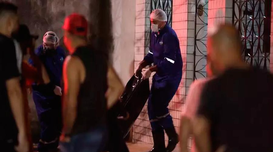 Professora encontrada morta e 'cimentada' em calçada da própria casa no Pará