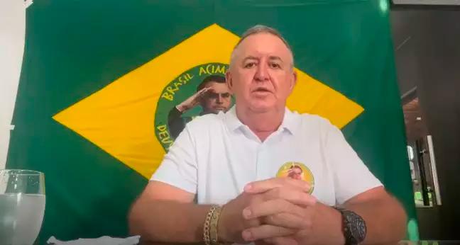 Empresário suspeito de coagir funcionárias a filmar voto com celular no sutiã diz que 'estava brincando'