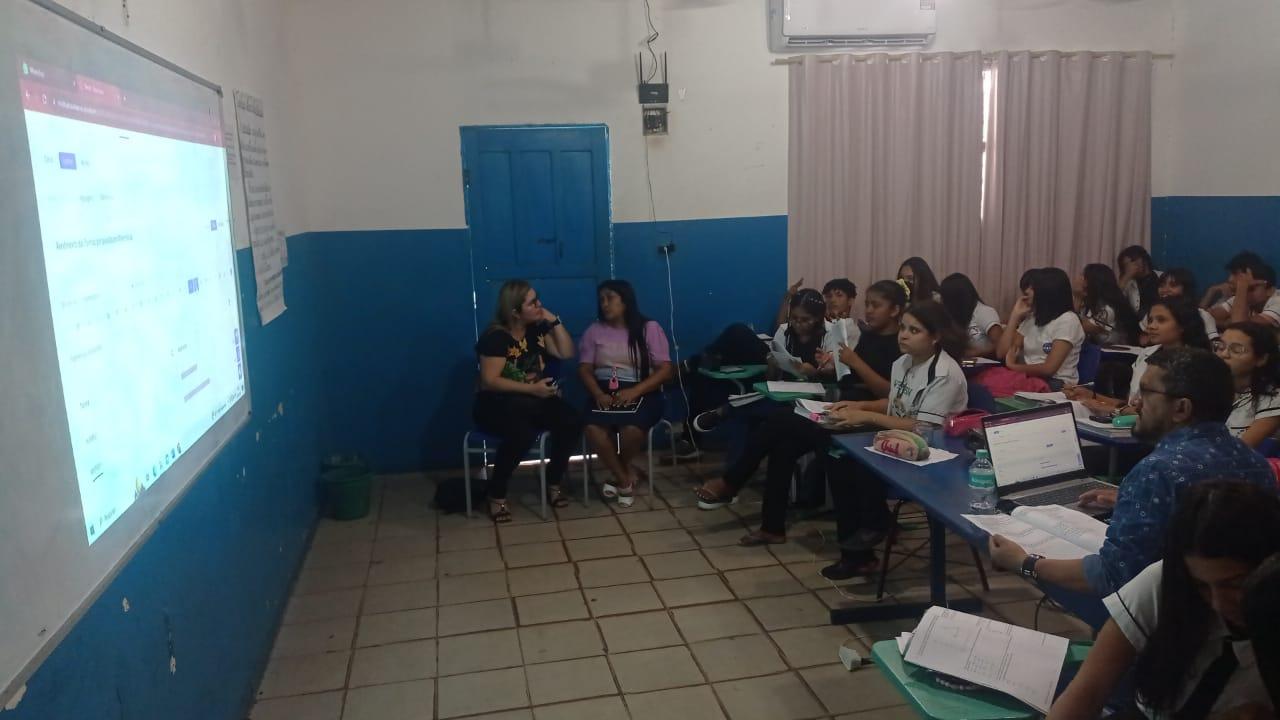 Equipes gestoras das Escolas de ensino médio recebem capacitação em Itaituba