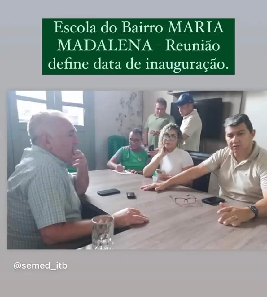Prefeito Valmir Clímaco reúne com profissionais da educação para definir data de inauguração de mais uma escola.