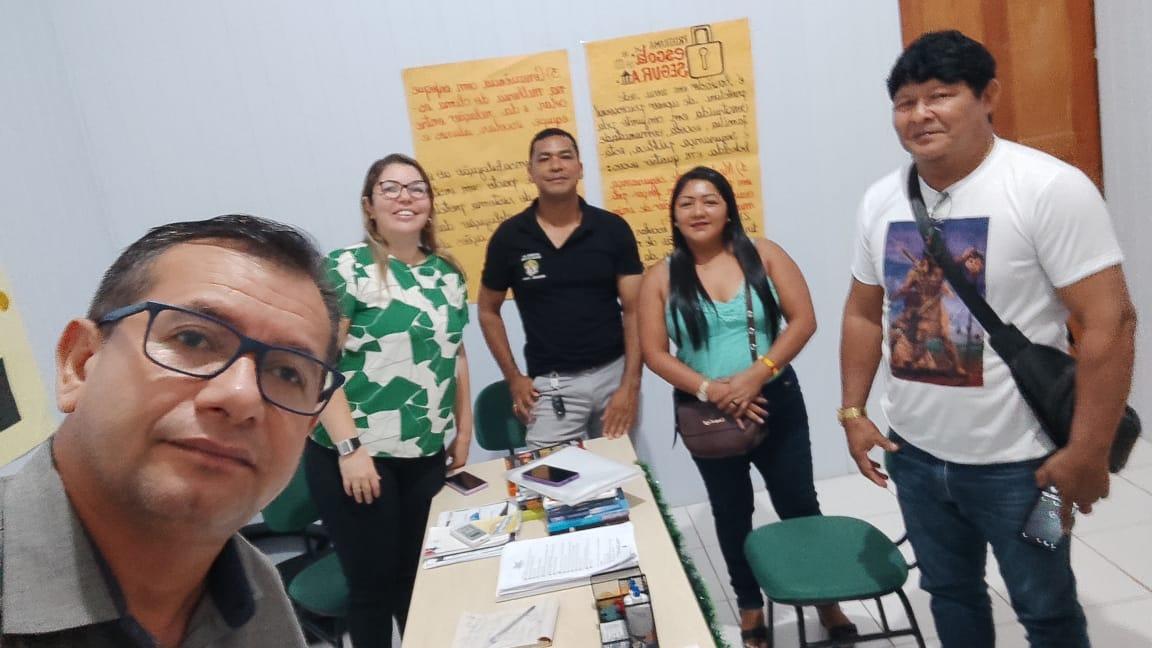 Representantes de Jacareacanga reúnem com o gestor da Regional DRE Itaituba para solicitar novas turmas do programa SOME no município