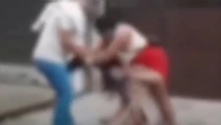 Vídeo: Mulher espanca amante e marido no motel Mimus em Belém-Pará