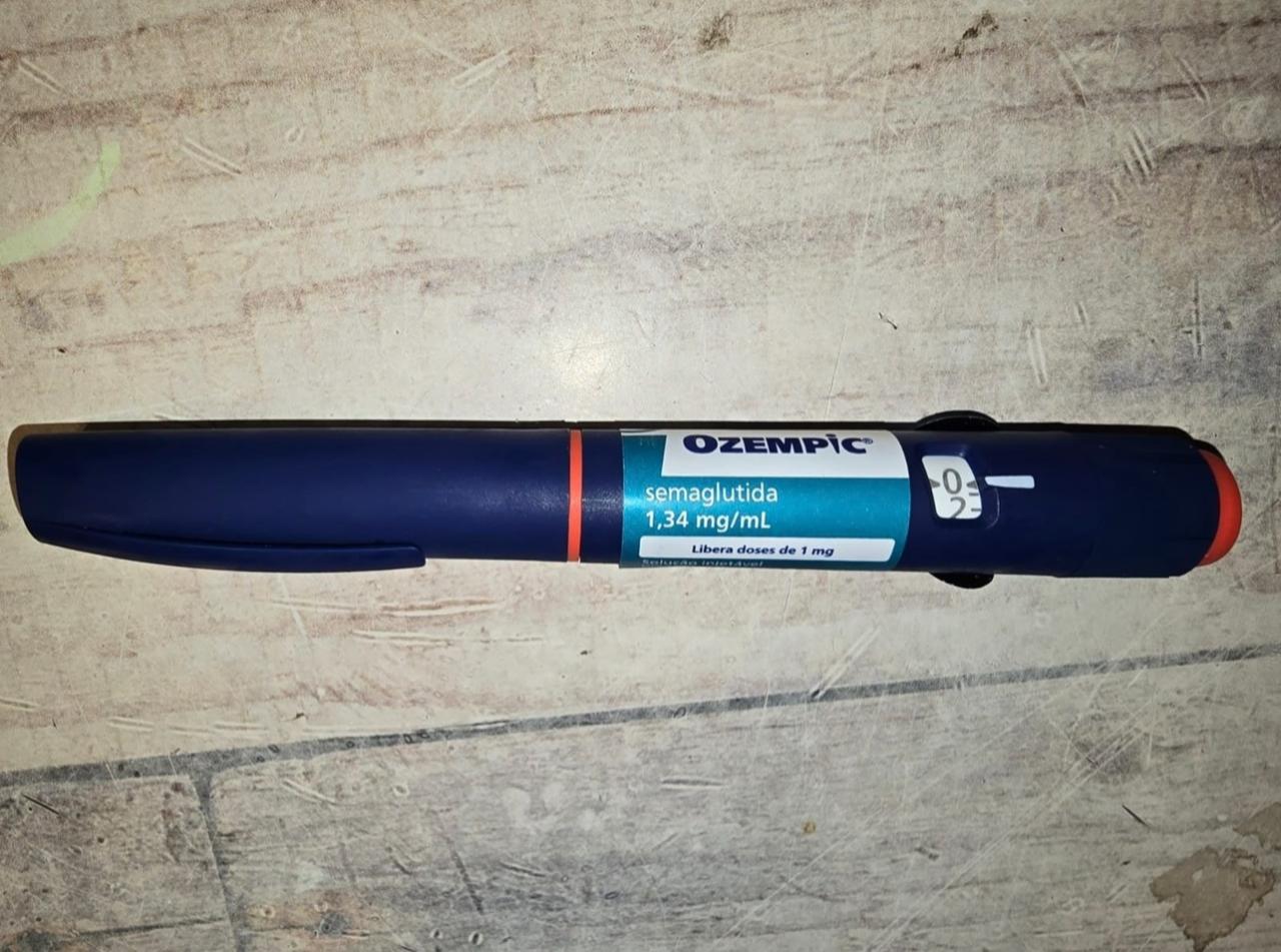 Mulher sofre hipoglicemia grave após usar caneta de insulina com rótulo de Ozempic