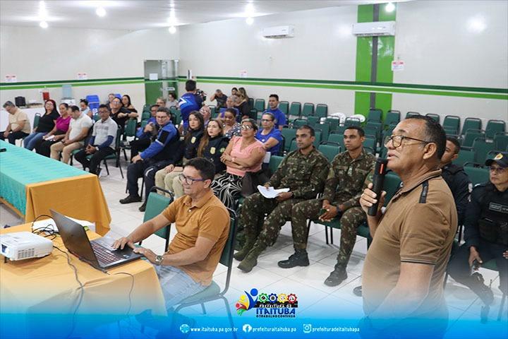 Semana da Pátria 2025: Semed reuniu com instituições de segurança, saúde pública e gestores escolarres de Itaituba para definir últimos detalhes do evento cívico.