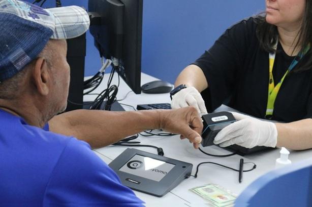 Governo Federal amplia prazo de cadastro biométrico para manter programas sicial