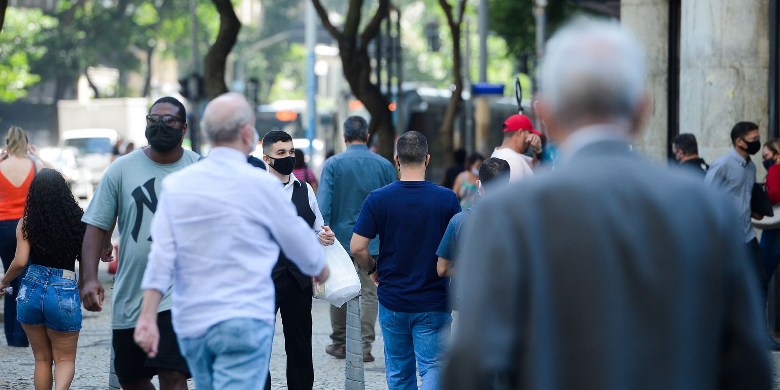 Para 81% dos brasileiros, é fundamental que candidato acredite em Deus