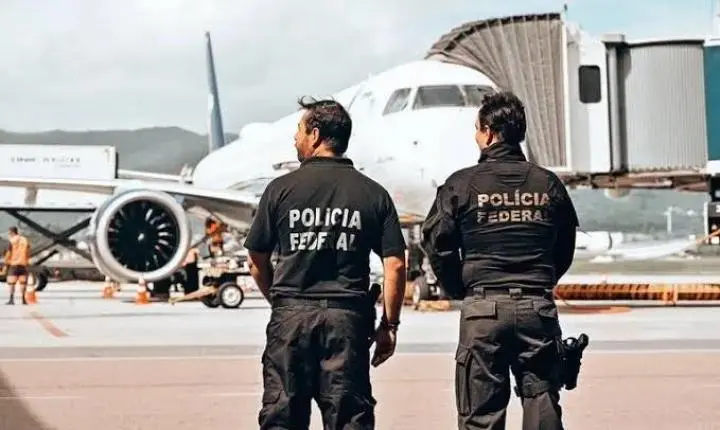 PF busca informações na Argentina sobre possível viagem de Flávio Bolsonaro aos Estados Unidos