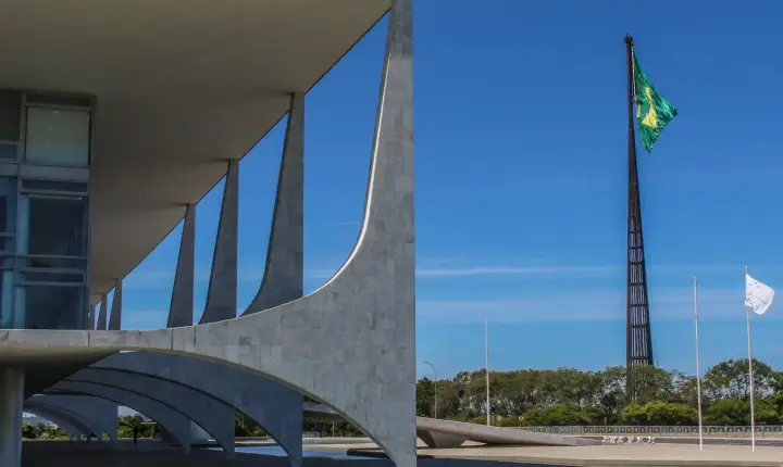Frente de prefeitos apresenta carta com propostas aos presidenciáveis